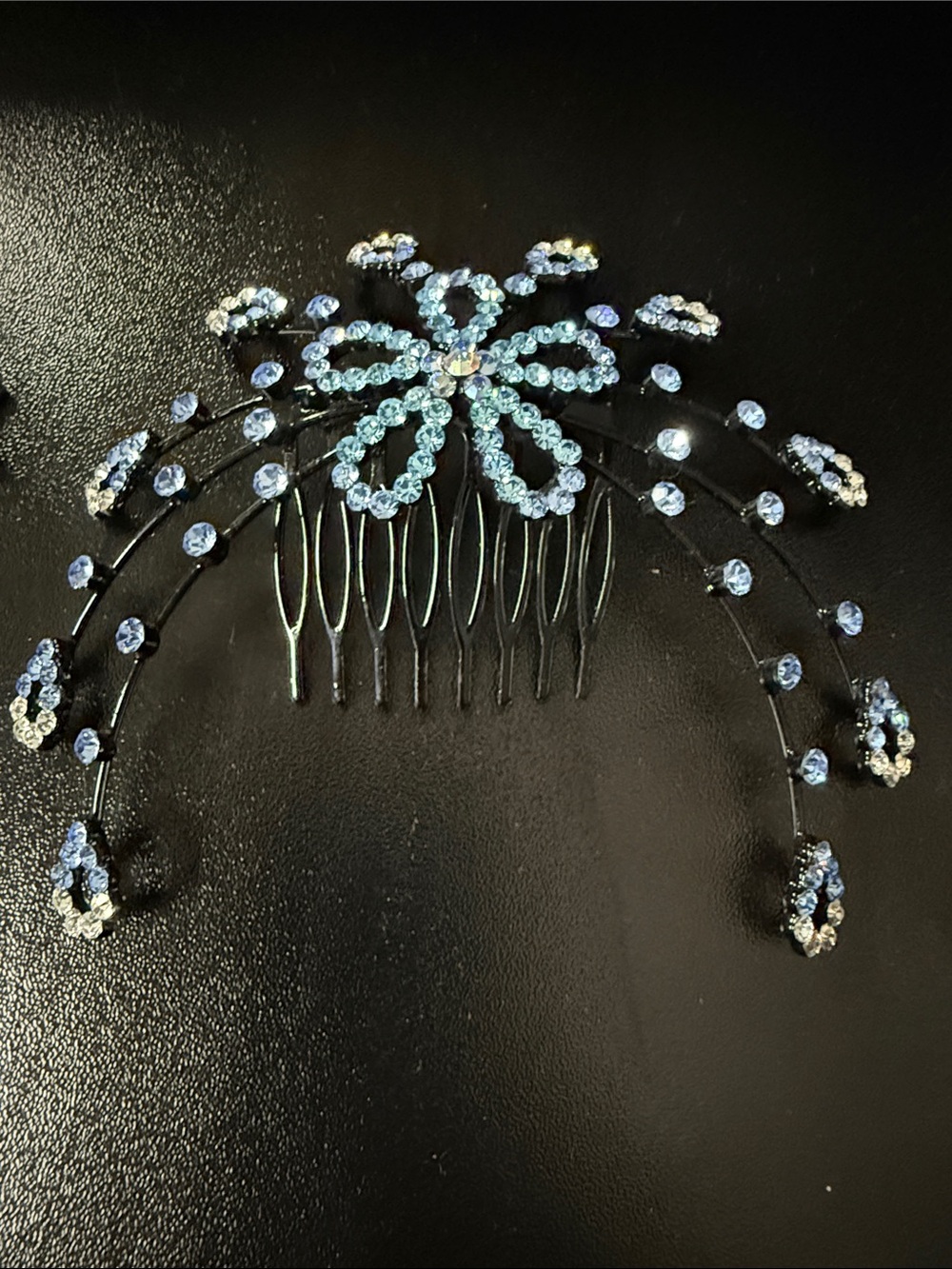 Blue Crystal Floral Hair Comb - Decorative Women's Hair Accessory